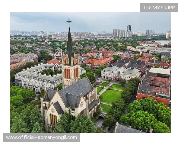 伦敦人度假村全景介绍,感受英伦风情与现代奢华的完美结合 伦敦人度假村全景介绍,感受英伦风情与现代奢华的完美结合